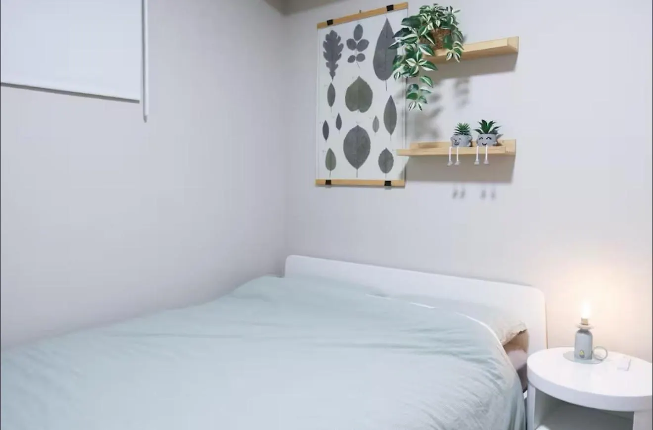 Cozy 2Br Private Basement Suite, Free Parking, Wifi, 1 Hr To Banff, 20 Min To City Calgary